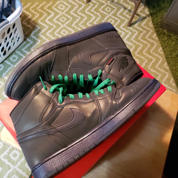 Jordan 1 High OG Fearless - Picture 8 of 8